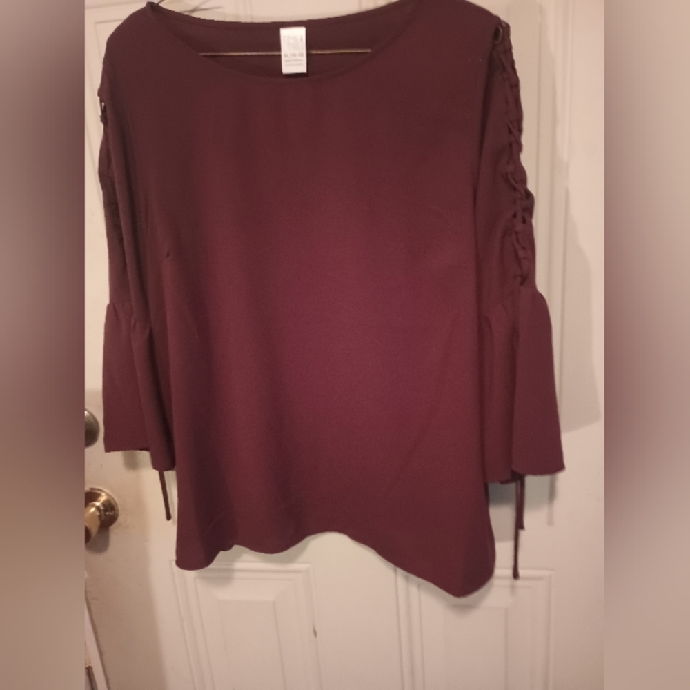 Women's Time And Tru Blouse